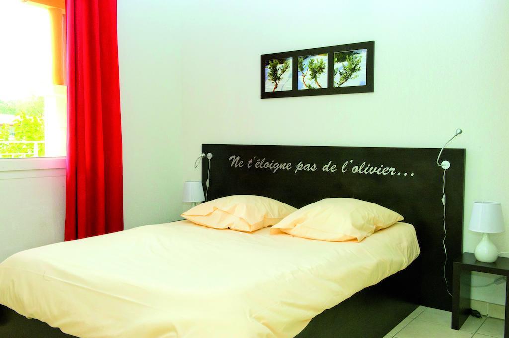 La Residence Du Chateau De Jouarres Azille Стая снимка